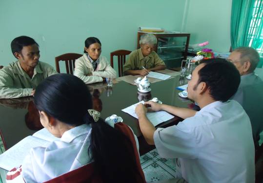 Buổi họp rút kinh nghiệm của các hòa giải viên và Công chức Tư pháp – Hộ tịch xã Canh Thuận (huyện Vân Canh)