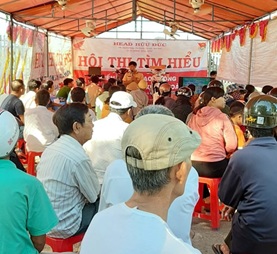 Công an huyện Tây Sơn: Tuyên truyền luật an toàn giao thông cho nhân dân