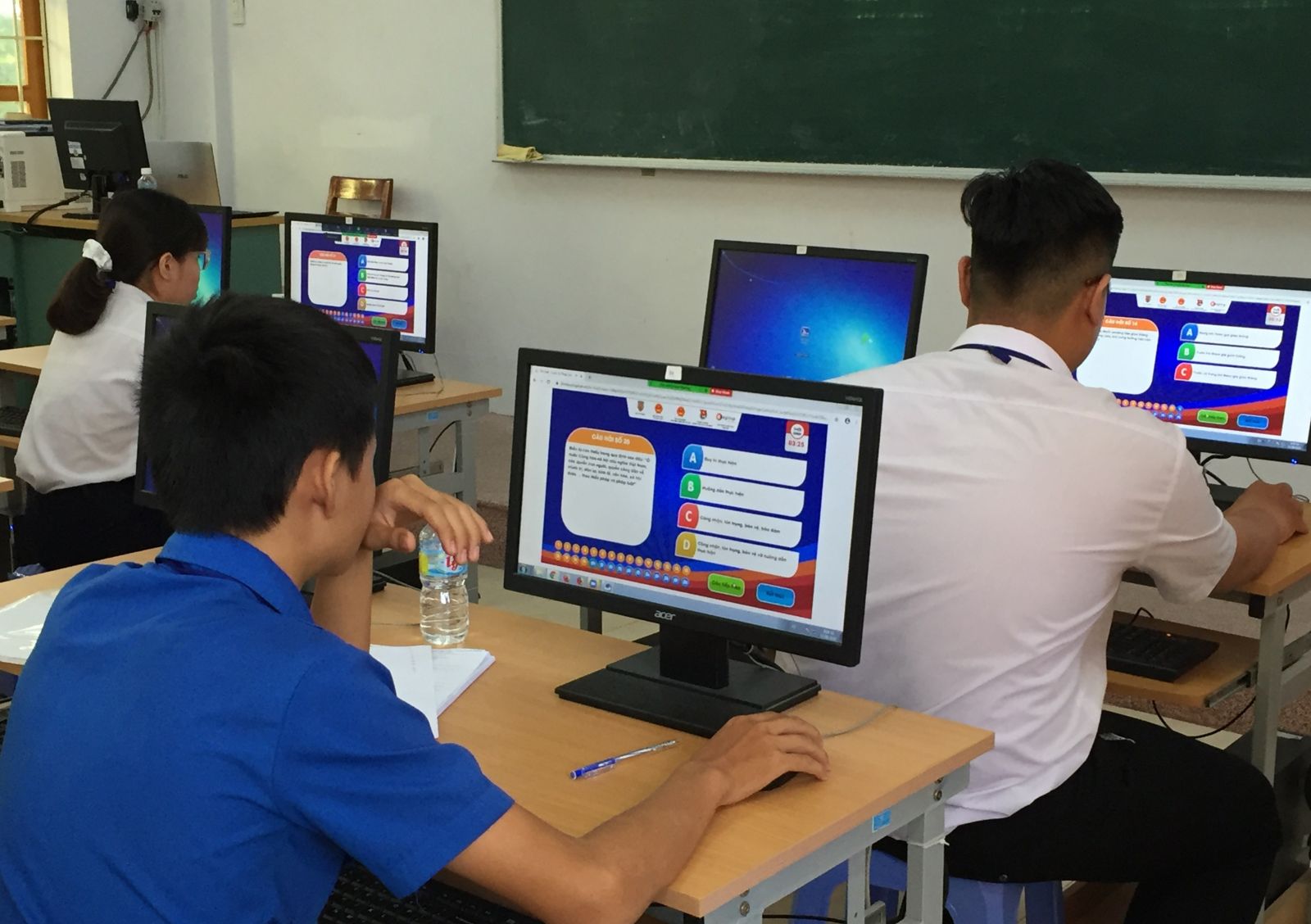 42 thí sinh của tỉnh Bình Định bước vào vòng Chung kết cuộc thi trực tuyến “Pháp luật học đường”