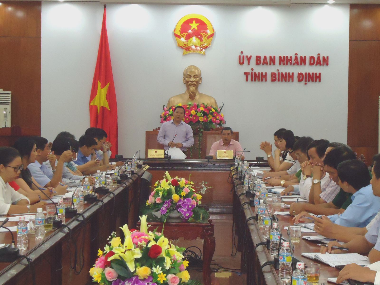 Phó Chủ tịch UBND tỉnh - Chủ tịch Hội đồng Phối hợp PBGDPL tỉnh Nguyễn Phi Long phát biểu chỉ đạo Hội nghị